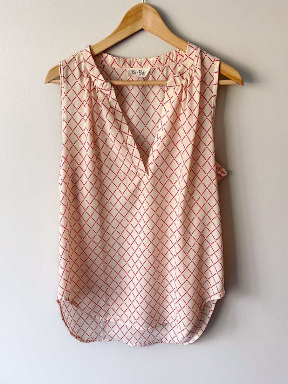 NWOT Boutique Women’s Blush Pink Patterned Sleeveless Tank